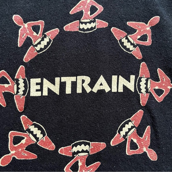 Lee Entrain Circle of Drummers Hoodie with Pocket - Picture 5 of 12